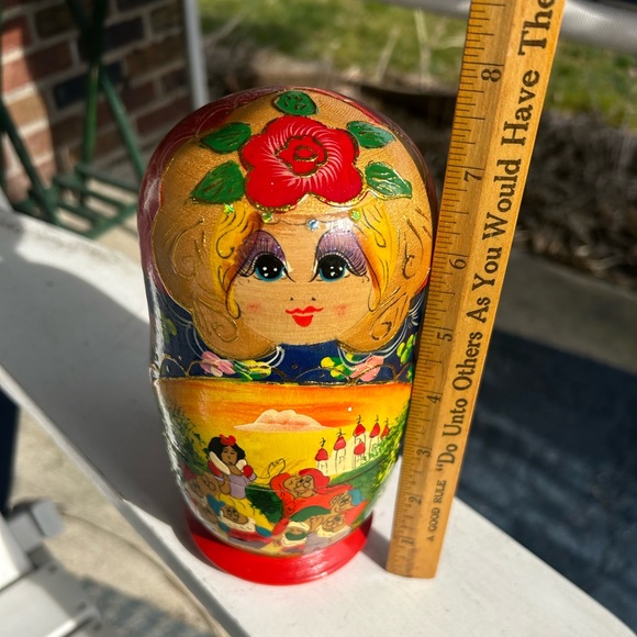 Vintage Russian Matryoshka Nesting Dolls featuring Snow White & the 7 Dwarfs - Picture 3 of 4